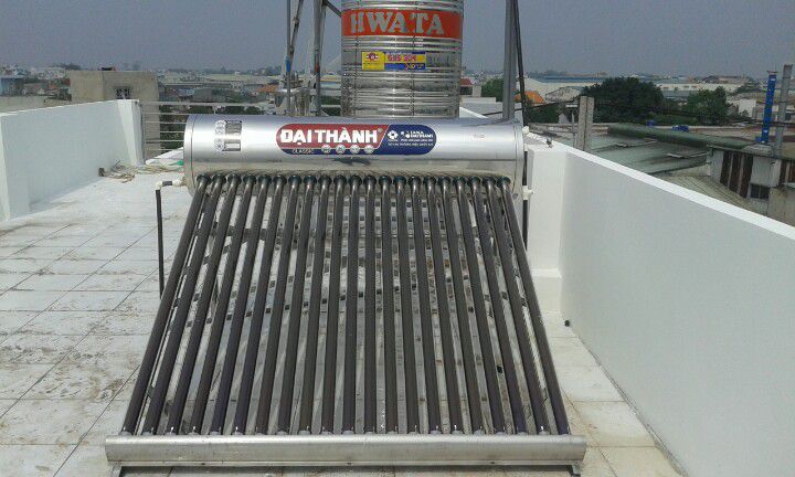 Máy nước nóng năng lượng mặt trời 130L Đại Thành (Sao chép)