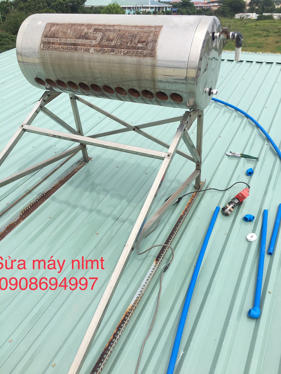 Sửa ống nước nóng năng lượng mặt trời