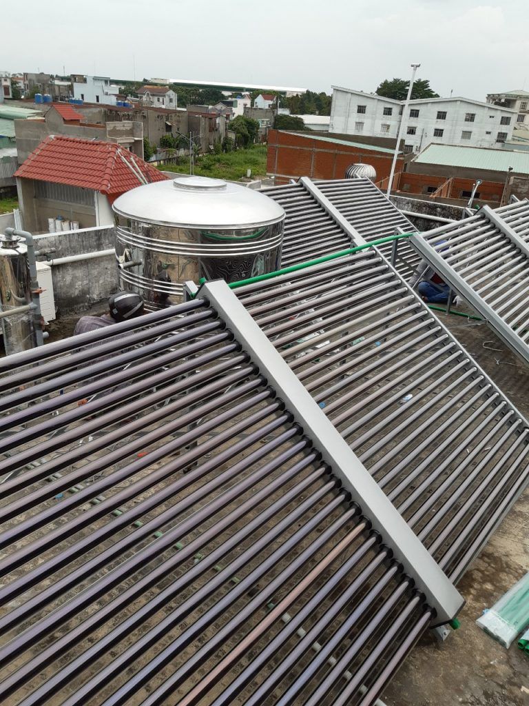 Máy nước nóng năng lượng mặt trời Thủ Dầu Một