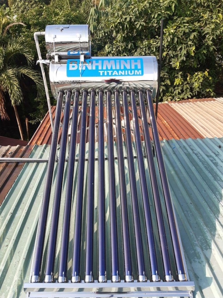 Máy nước nóng năng lượng mặt trời tại Củ Chi