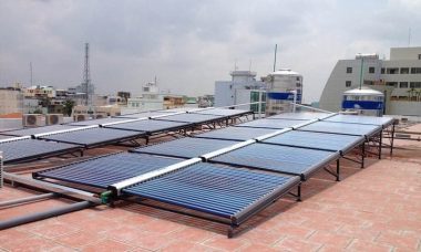 Bình nước nóng năng lượng mặt trời công nghiệp là gì?