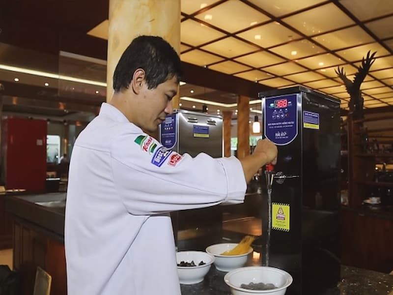 May Dun Nuoc Nong Cong Nghiep 4